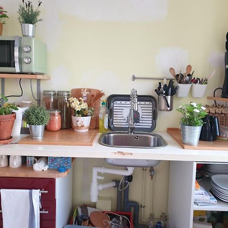 Chambre Privee Dans Petite Maison Typique 蒙蒂维利耶 外观 照片